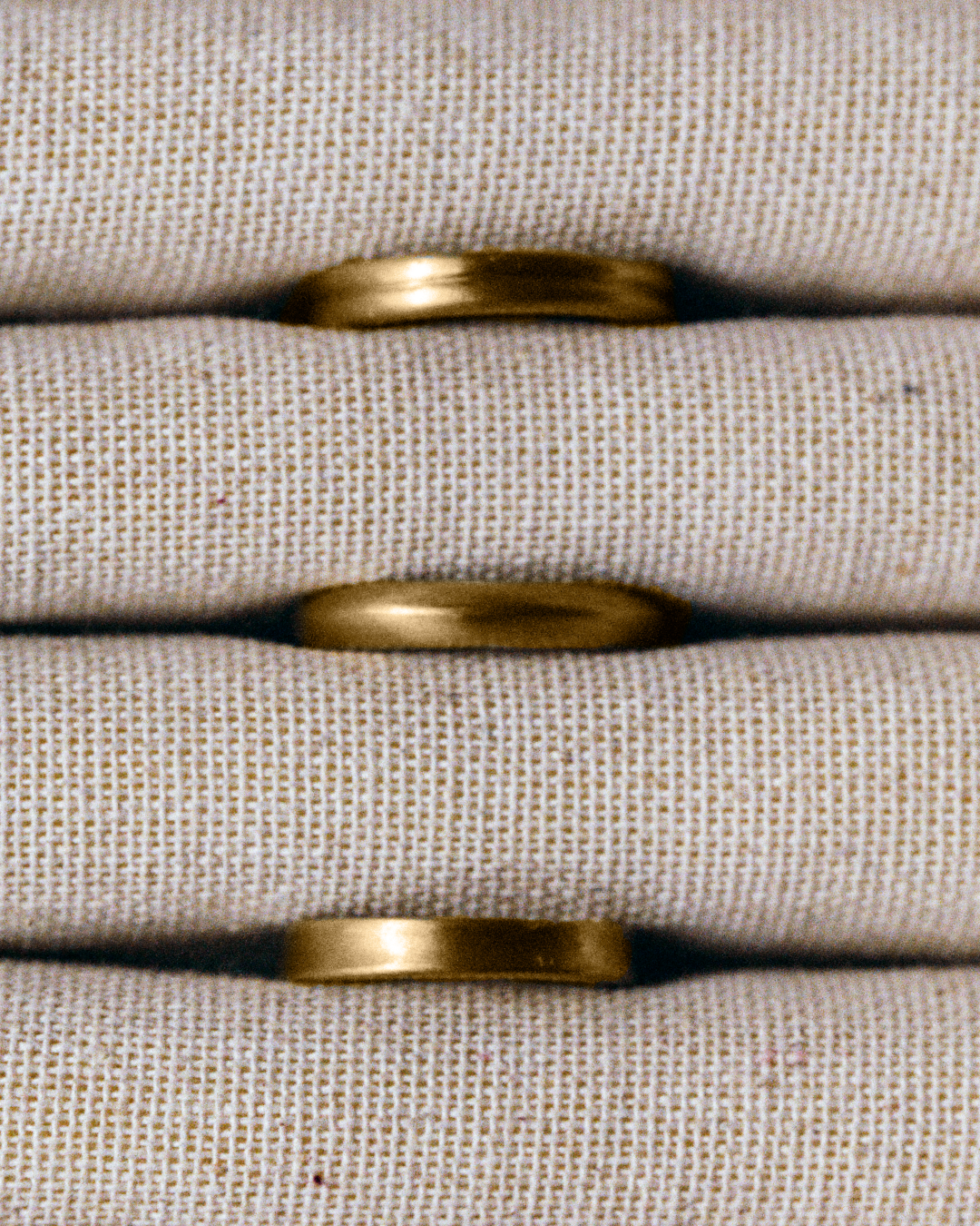 Double Groove Stack Gold